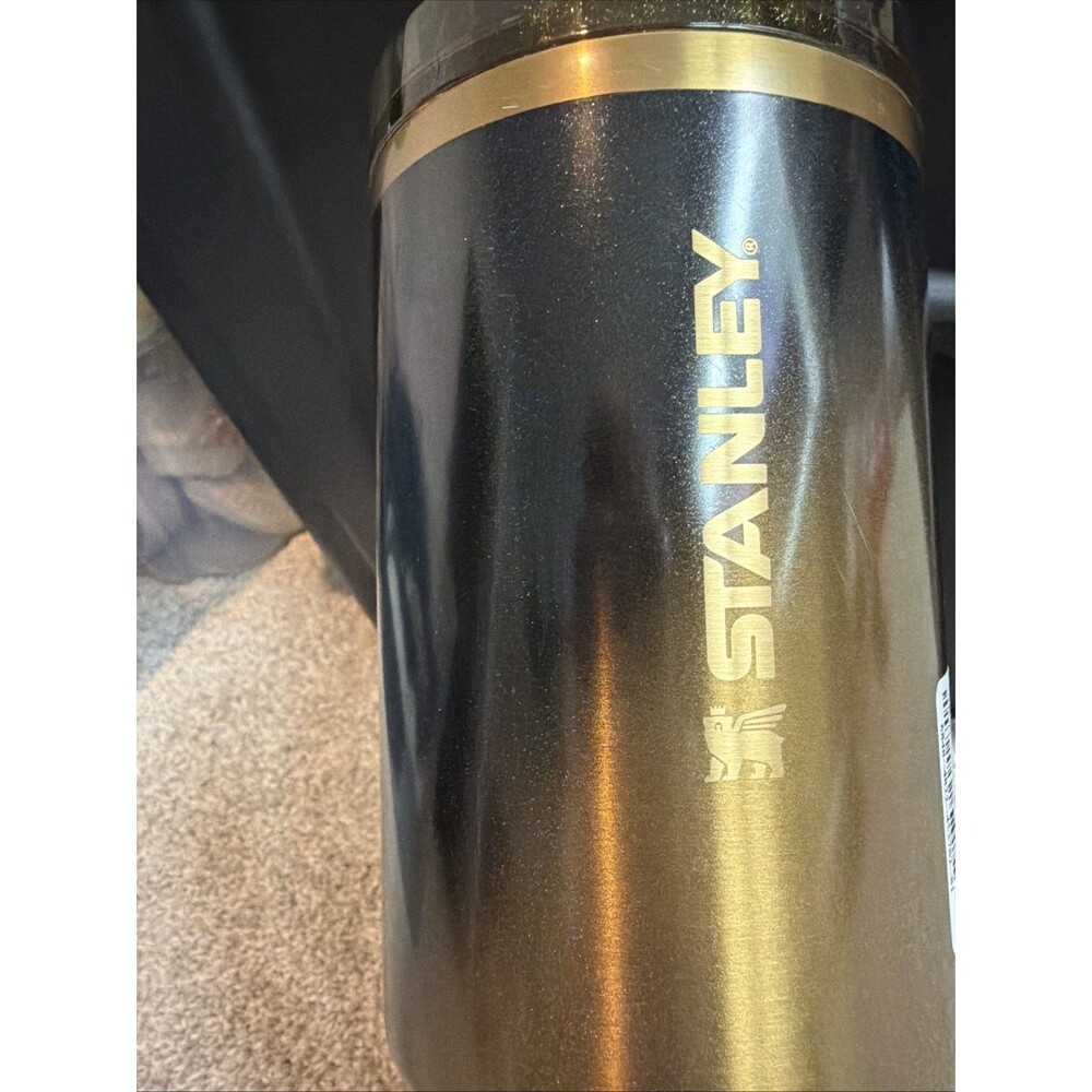 STANLEY 40 OZ. / 1.18L QUENCHER TUMBLER BLACK & HONEY - NEW